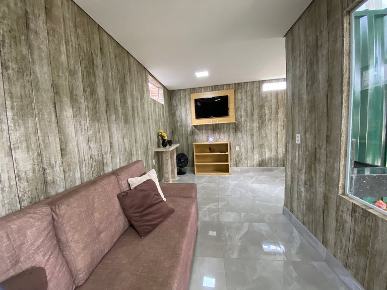 ZF02H Casa com 5 dormitórios, Piscina em Container Diferenci