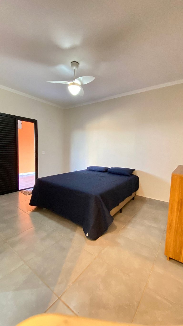 Chácara em condomínio fechado novíssima