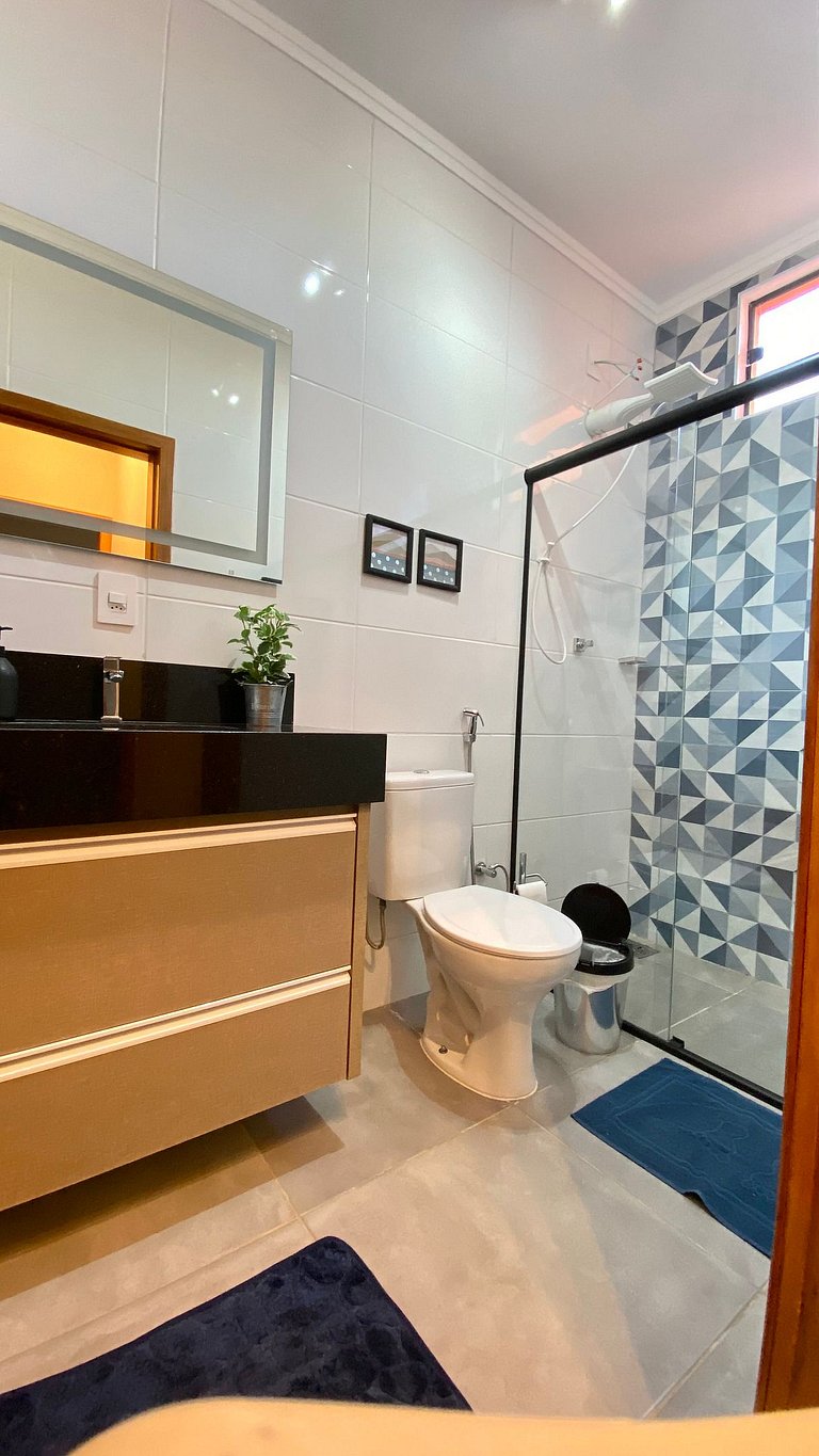 Chácara em condomínio fechado novíssima