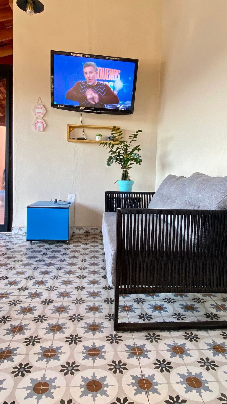 Chácara em condomínio fechado novíssima