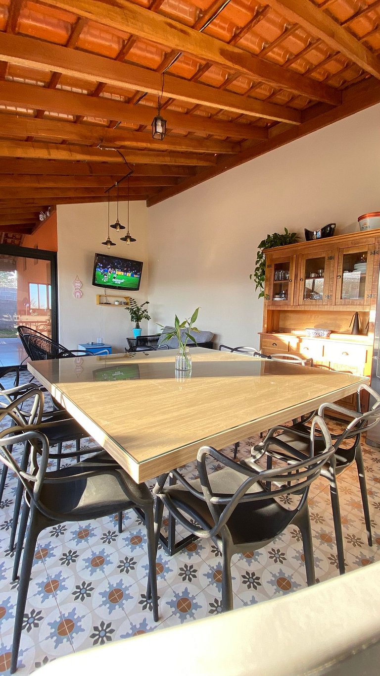 Chácara em condomínio fechado novíssima