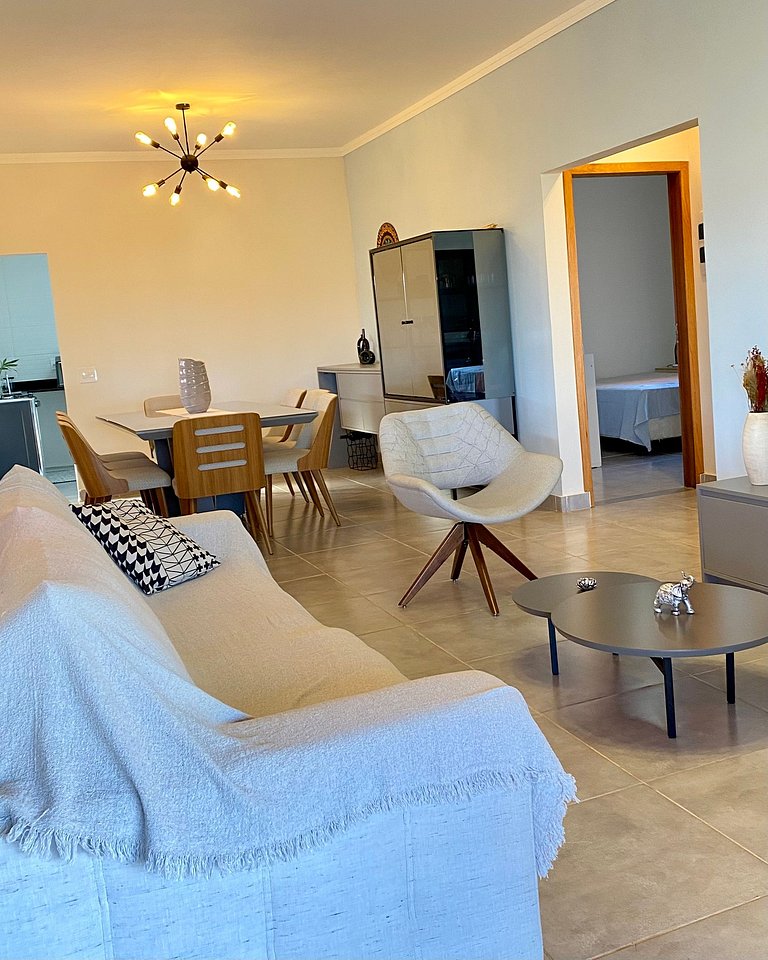 Chácara em condomínio fechado novíssima