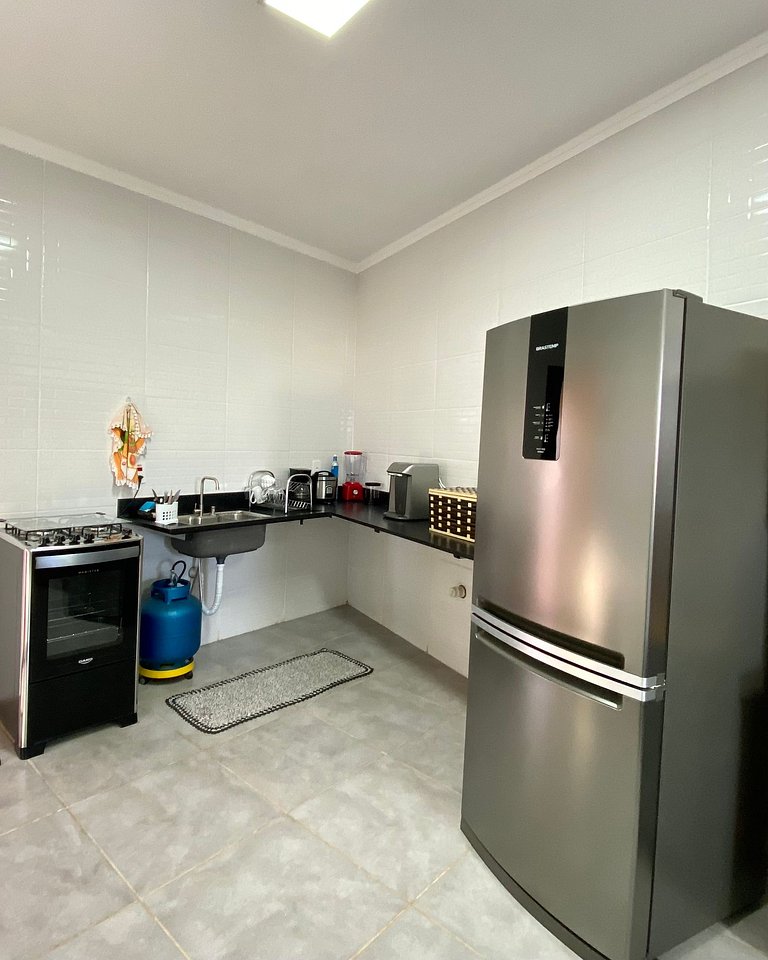 Chácara em condomínio fechado novíssima