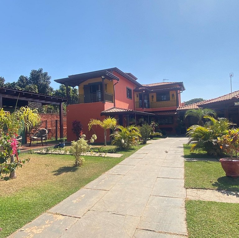 CRF Sobrado em Condomínio · Piscina + Jogos · 25 lugares per